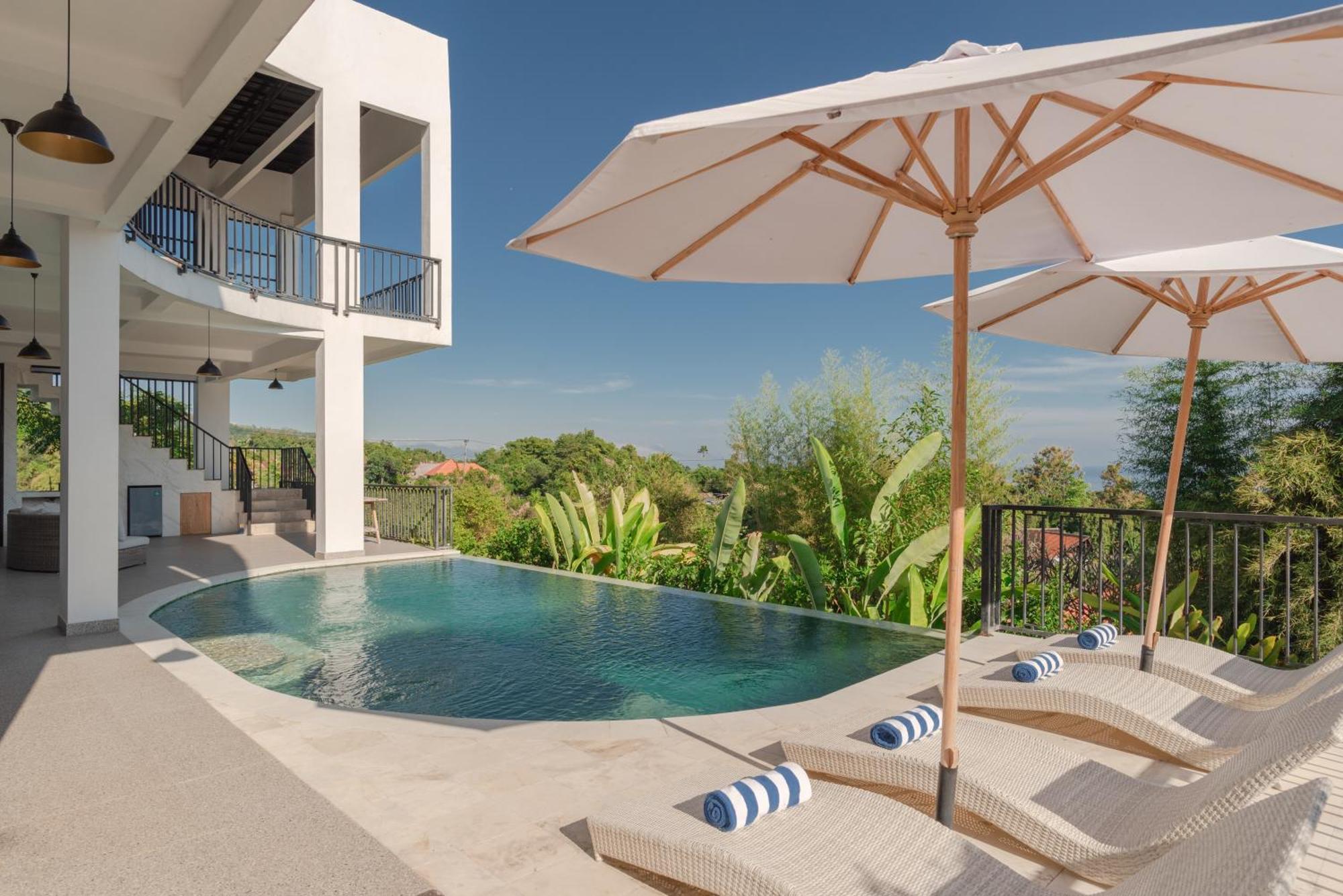 The Hacienda Lovina Villa Exterior photo